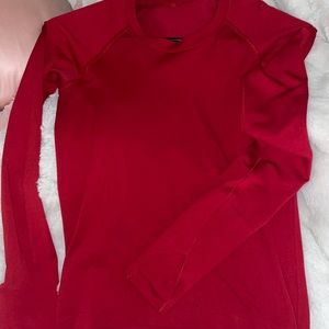 Lululemon red longsleeve